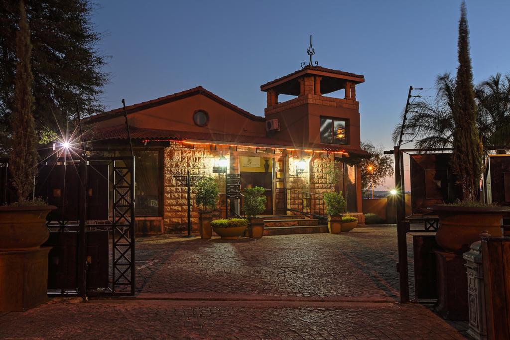 Casa Toscana Lodge Pretoria Exterior photo
